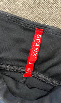 SPANX LEGGINGS SIZE SMALL